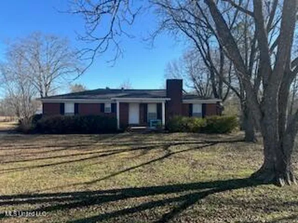 1322 Murff Dr, Grenada, MS 38901