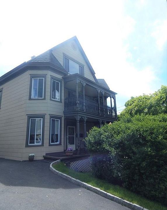 1st image of 4 Benedict Ave APT 3