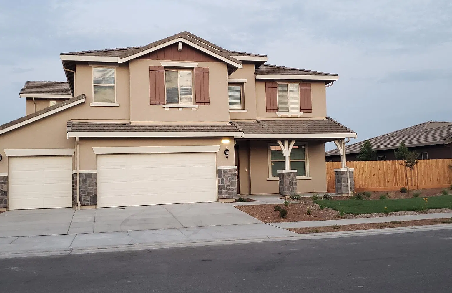 Ridge Creek Estates Way, Dinuba — Photo 1
