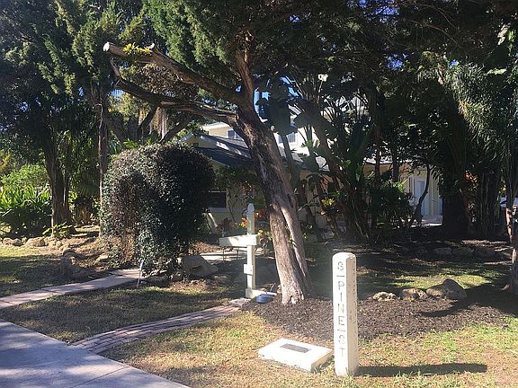 2nd image of 600 S Pine St
