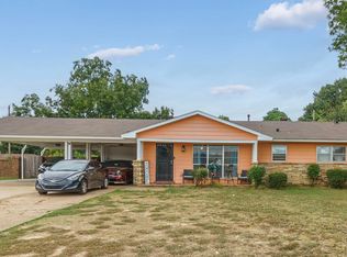 1046 E Holmes Rd, Memphis, TN 38116