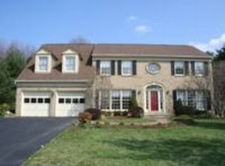 1303 Kelly Ct, Herndon, VA 20170
