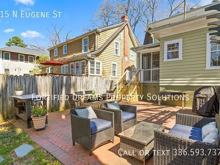 915 N Eugene St — Photo 40
