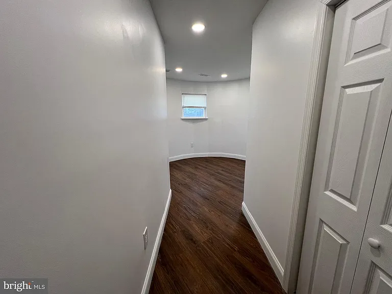 2145 Elkins Ave #B — Photo 20