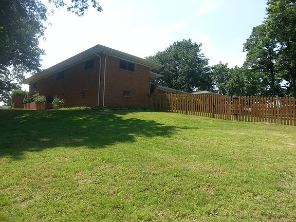 2nd image of 1210 Crestwood Dr