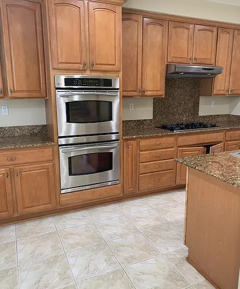1716 Woodhaven Cir — Photo 10