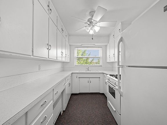 3rd image of 2505 15th St APT 6