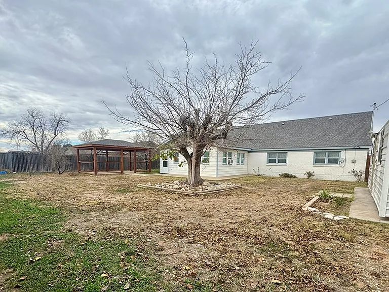 3420 Fairlane Ave — Photo 15