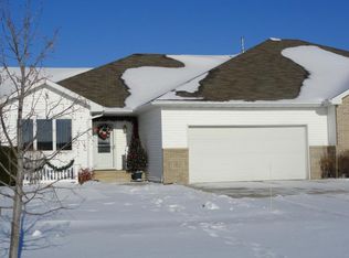 3466 28th Ave S, Grand Forks, ND 58201
