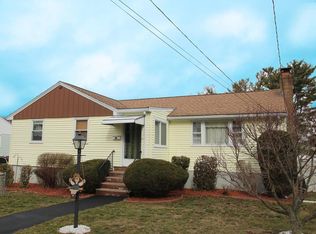 5 School St, Saugus, MA 01906