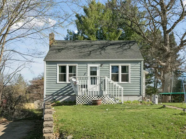 245 Iris St, Saint Paul, MN 55115