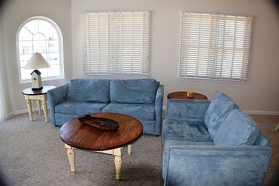 4th image of 142 40th St #E