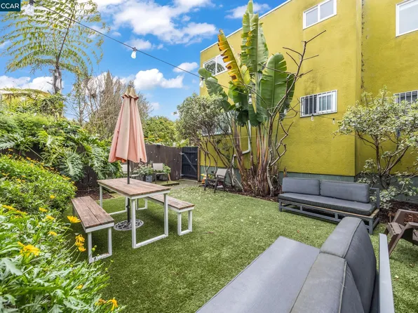 2327 10th St APT 4, Berkeley, CA 94710