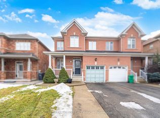 15 Prudhomme Dr, Brampton, ON L6R 0H2