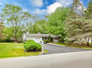 26870 N Iride Dr, Mundelein, IL