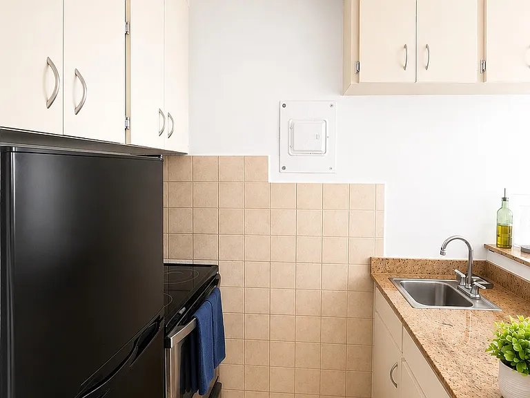 1452 Avenida Magdalena #9C — Photo 2
