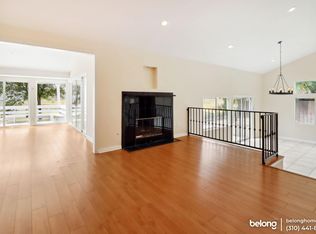 8927 Moorcroft Ave, Canoga Park, CA 91304