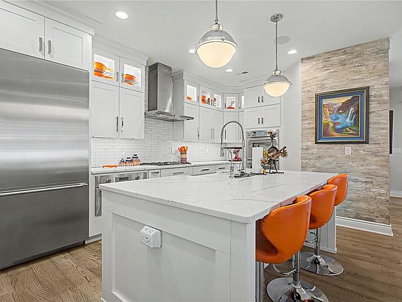 2nd image of 1414 Spanish Moss Way