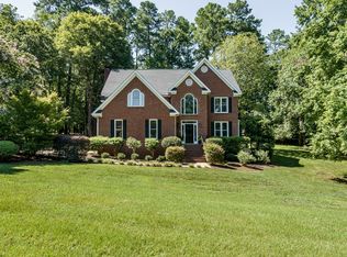 5712 Pine Dr, Raleigh, NC 27606