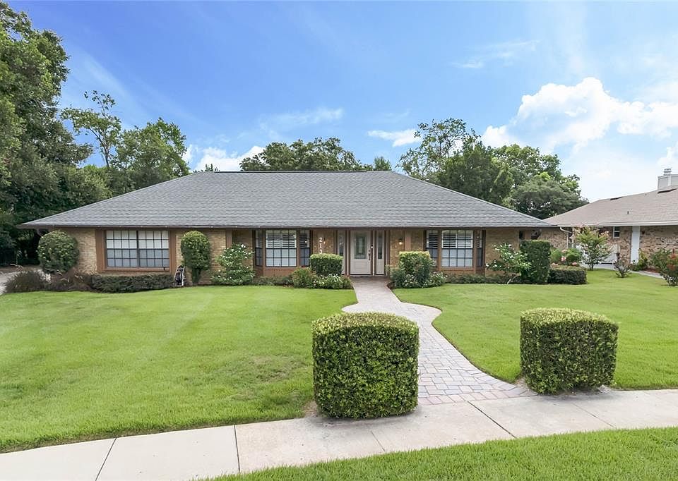 1st image of 213 Coble Dr