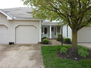 1189 Brookline Pl APT E, Willoughby, OH 44094