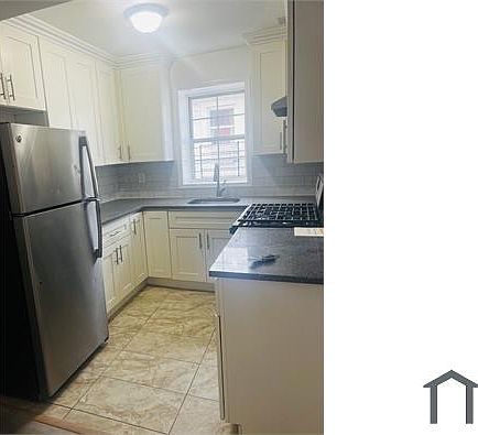 2nd image of 1373 Pinson St #2
