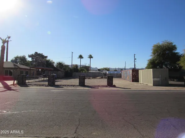 13 E SAINT CATHERINE Avenue #3, Phoenix, AZ 85042