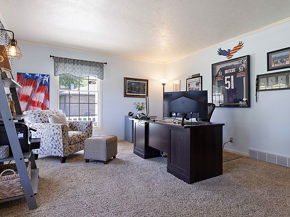 4th image of 5481 Ponderosa Dr