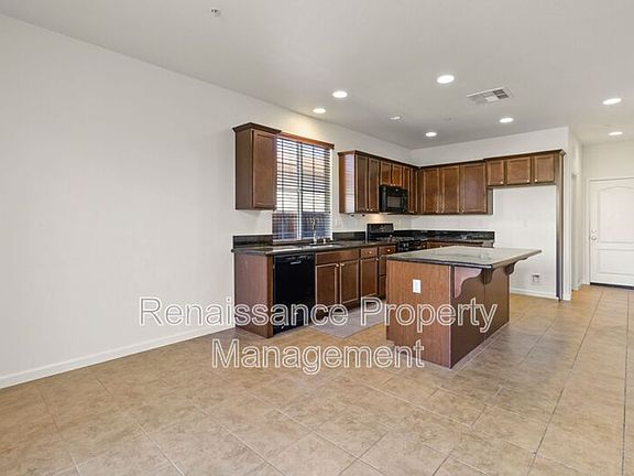 3rd image of 4633 Appleglen St