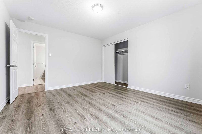 Ottawa House for rent - 4 Bedrooms — photo 27