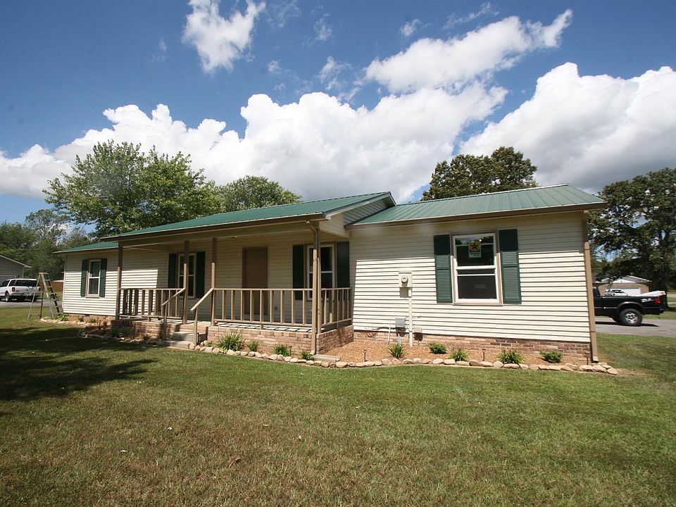 1st image of 200 Scenic Cir