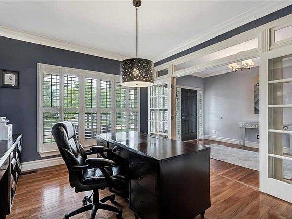 5th image of 335 Cherry Hills Meadows Dr
