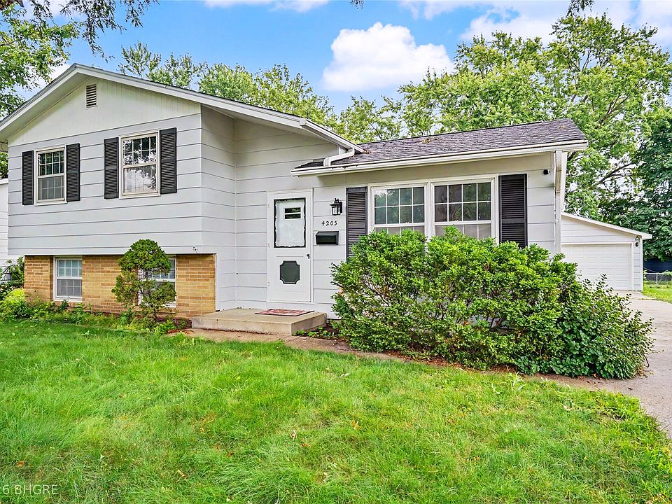 1st image of 4205 67th St