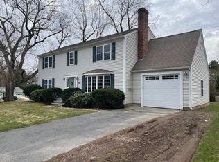 41 Spring Ter, Shrewsbury, MA 01545