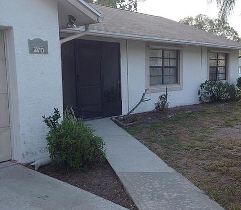 2nd image of 944 Blossom Dr