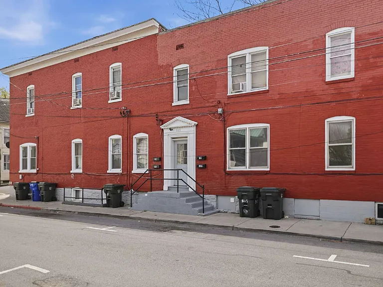 505 W Church St — Photo 4