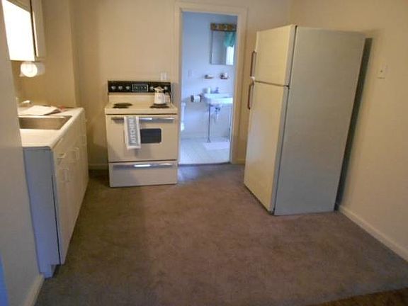 5th image of 45 Vernon Ave APT 5