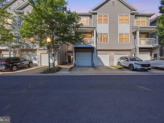 2nd image of 12885 Fair Briar Ln