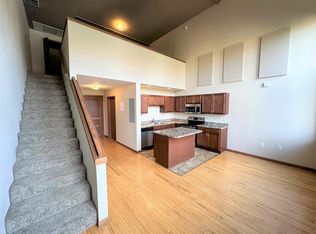214 Kline St S APT 20, Aberdeen, SD 57401
