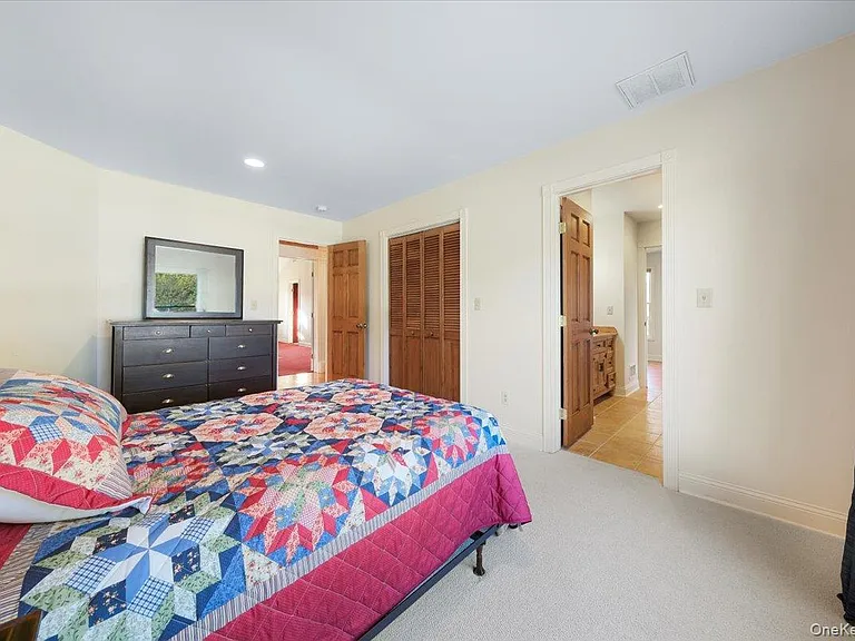 1403 Kings Hwy — Photo 22