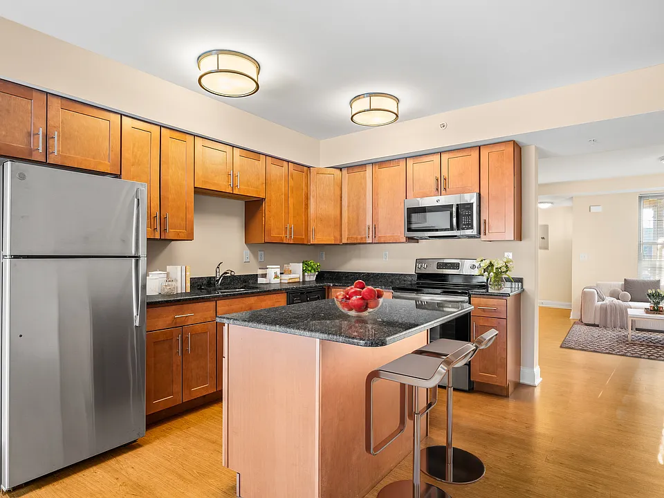 Corner Park Apartments