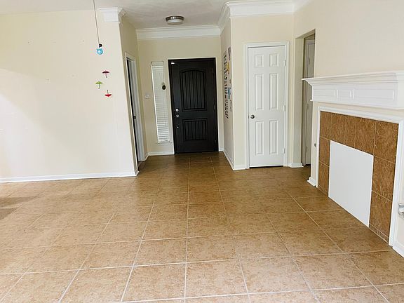 2nd image of 827 Desert Rose Pl