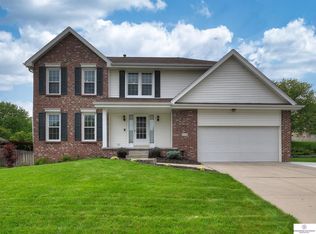 714 N Harrison St, Papillion, NE 68046