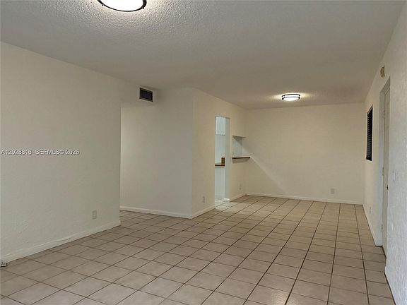 4th image of 10441 Mahogany Key Cir APT 106