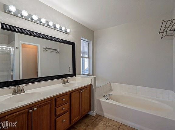 4th image of 6133 Bedrock Ct