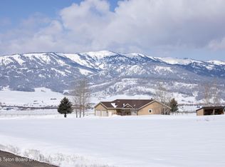 445 Pinto Ln, Etna, WY 83118