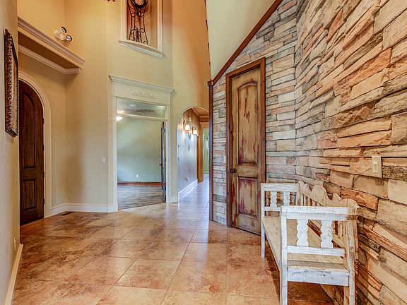 2nd image of 16633 Little Leaf Ln