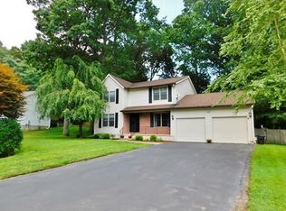 7 Bunker Circle, East Longmeadow, MA 01028
