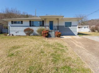 4721 Winifred Dr, Chattanooga, TN 37415