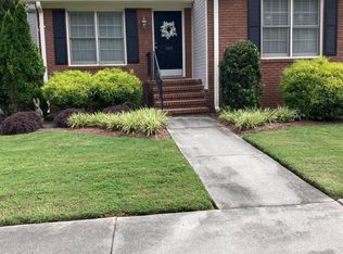 105 Embassy Ct, Macon, GA 31210